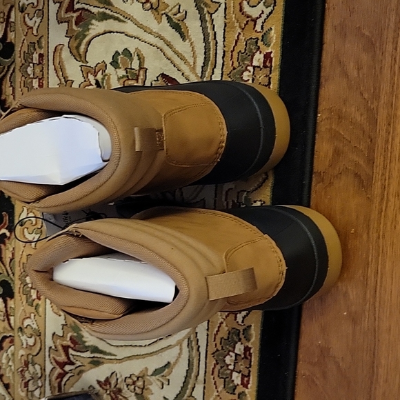 Goodfellow tan black waterproof duck boots lace up size 7 New w/tags MSRP…$45 - Picture 4 of 10